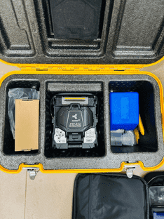 Single fibre Splicing